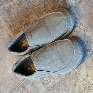 Skechers Relaxed Fit Memory Foam shoes size 7.5